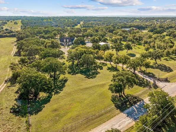 2225 Live Oak Rd, Santo, TX 76472
