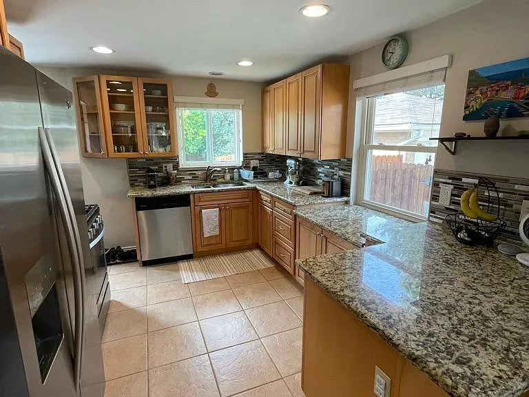 4564 E Colorado Ave — Photo 5