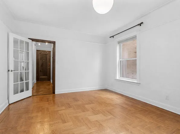 140 East 95th Street image 1 of 7