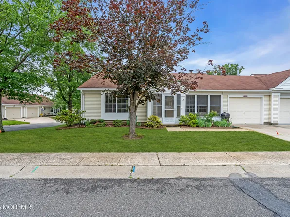 1091A Canterbury Drive, Manchester, NJ 08759