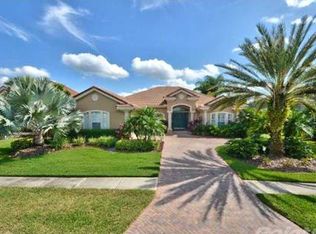 12024 Royce Waterford Cir, Tampa, FL 33626