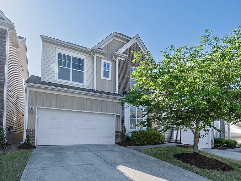 2220 Rocky Bay Ct — Photo 1