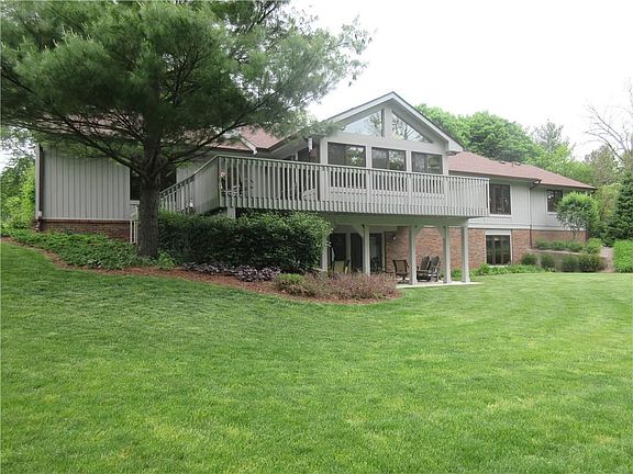 3rd image of 2124 Graham Dr N