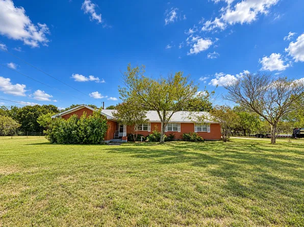 1105 Oak Dr, Flower Mound, TX 75028