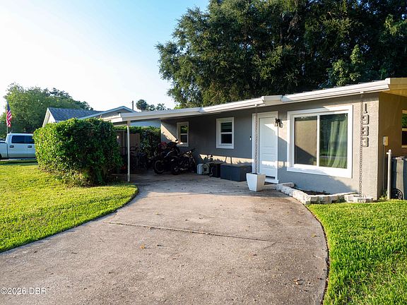 2nd image of 1983 Magnolia Ave