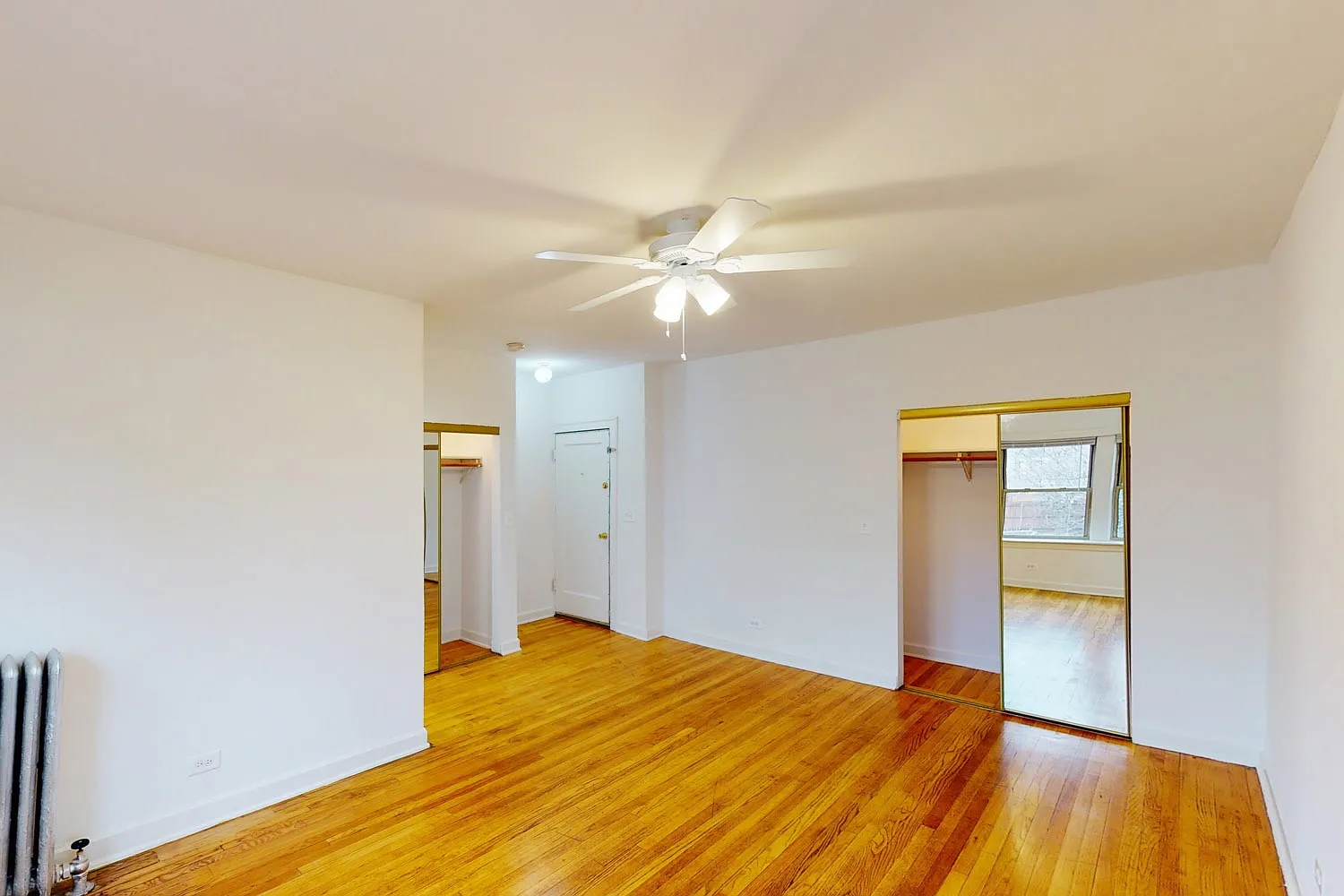 5528 S. Cornell Avenue — Photo 4