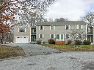 45 Brooks Farm Dr #1, Bristol, RI 02809