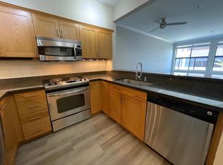 2615 1st Ave APT 306, Seattle, WA 98121