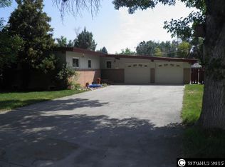 939 N Broadway Ave, Riverton, WY 82501
