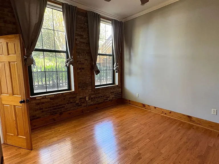 102 Russell St #101 — Photo 20