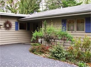 7S207 Thornapple Dr, Naperville, IL 60540