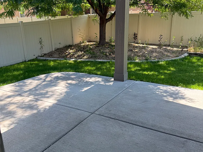 1419 W Raelin Dr — Photo 8
