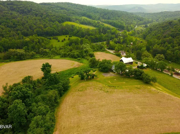 106 Crescent Hill Rd, Cogan Station, PA 17728