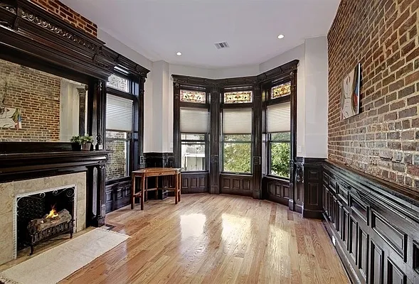 Rented by Nooklyn NYC LLC | media 31