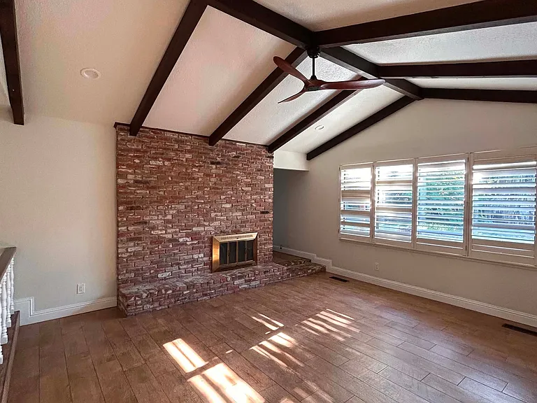 550 N Corral Hollow Rd — Photo 15