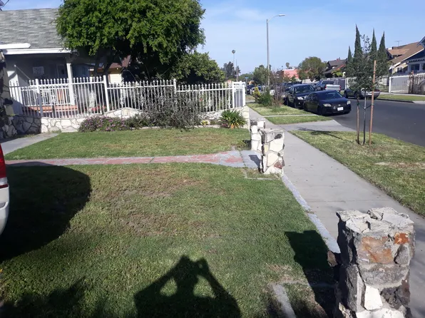 1051 1/2 W 46th St, Los Angeles, CA 90037