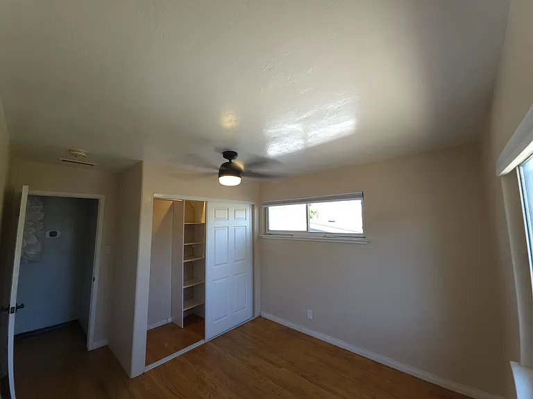 215 Almond St — Photo 6