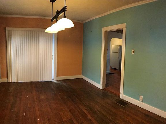 2nd image of 2633 Westfield Ave