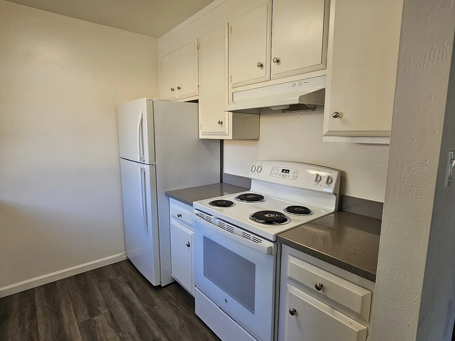 2 bed, 1.5 bath, $3,895 — Photo 4