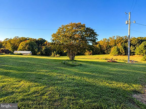 5th image of 22395 Newtowne Neck Rd