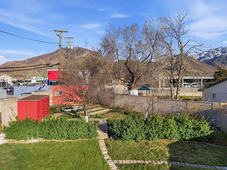 2885 Lorna Dr — Photo 29