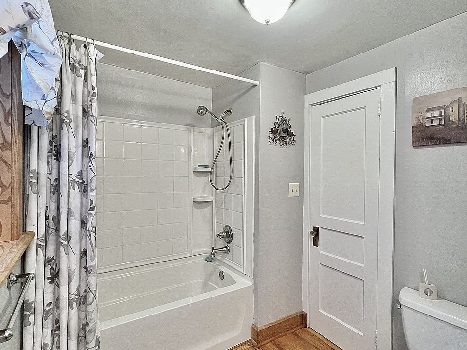 34th image of this home