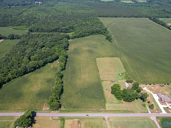 2nd image of 2070 Old Gurley Pike