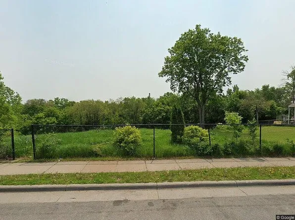 676 Wells St, Saint Paul, MN 55106