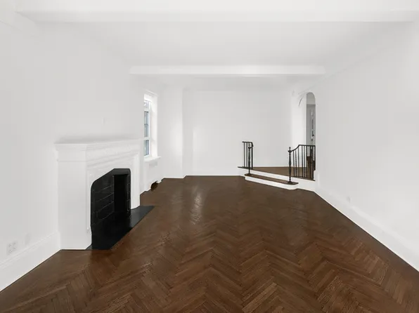 241 Central Park West image 3 of 10