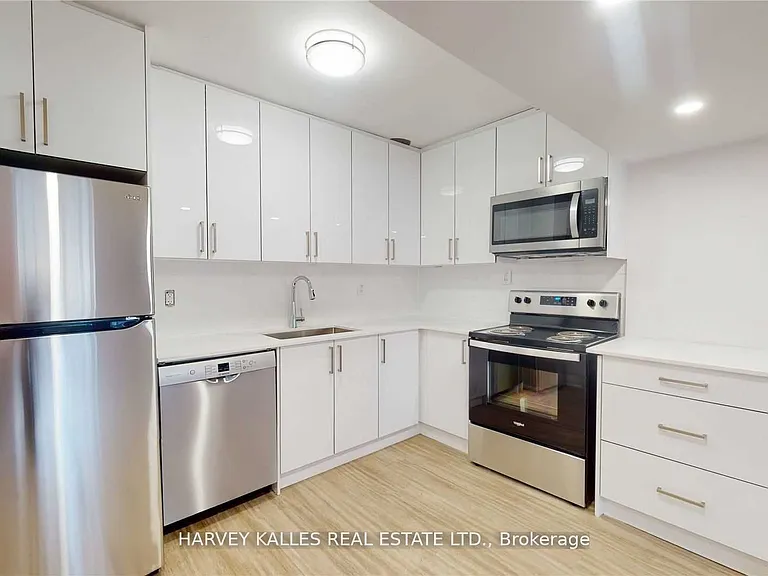 316 Lonsdale Rd #2 — Photo 8