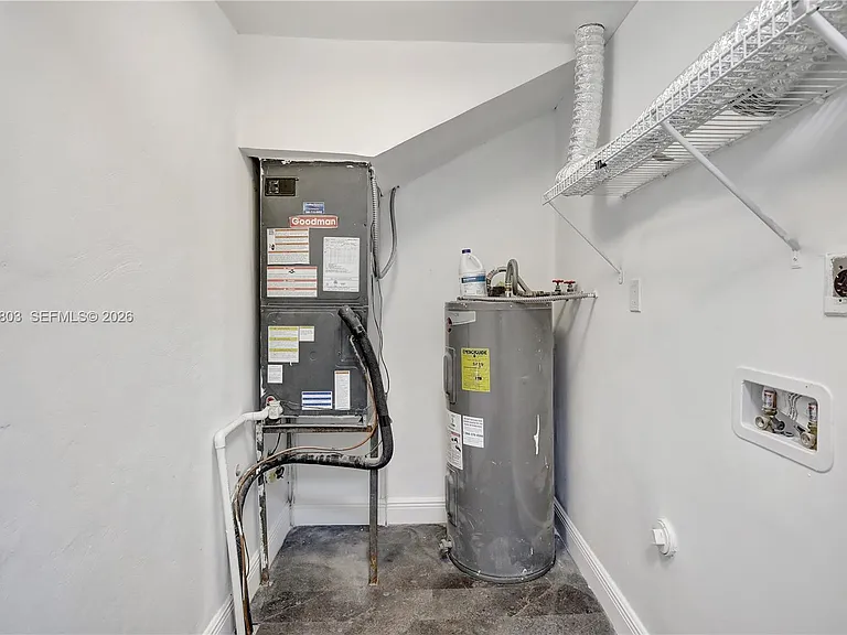 5980 SW 40th Ave #E — Photo 21