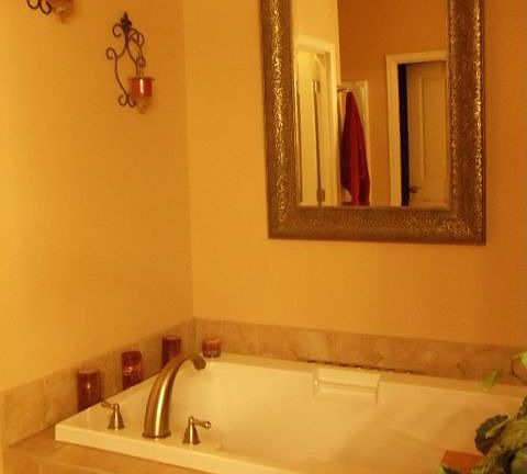 Main Bathroon