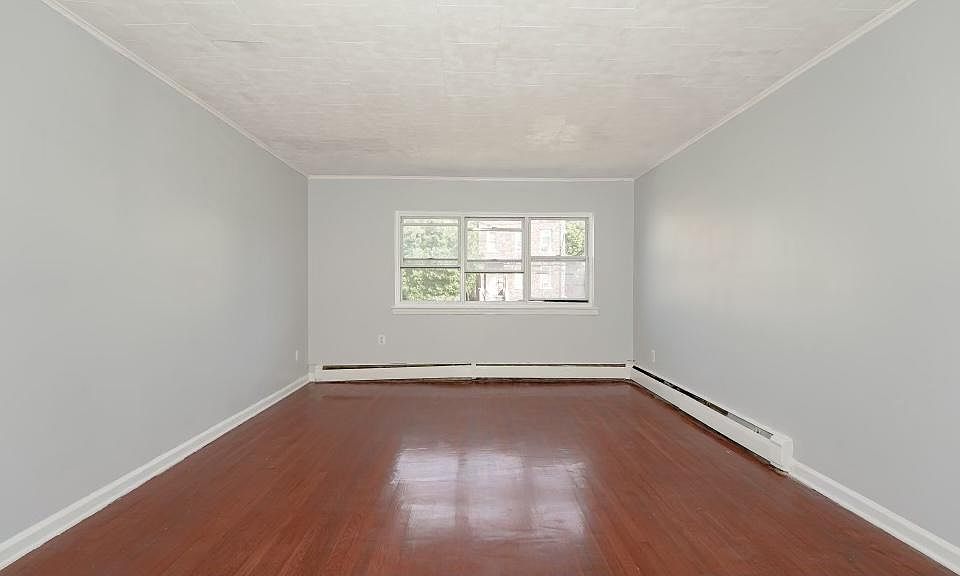 1st image of 3336 Wickham Ave