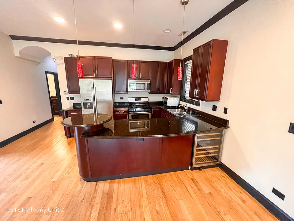 6318 N. Albany Ave.
