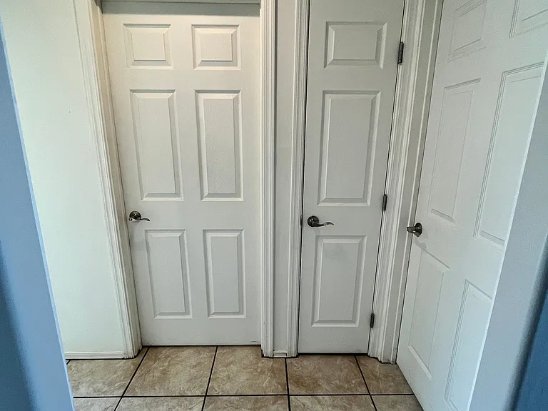 1313 W Cedar St — Photo 10