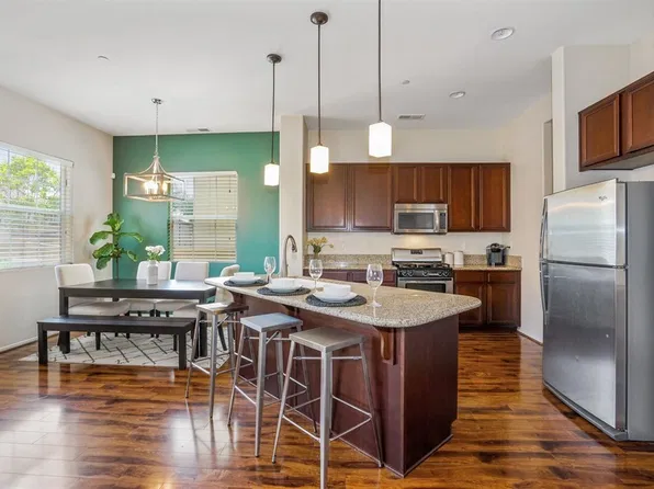 1560 Corte Barcelona #1, Chula Vista, CA 91913