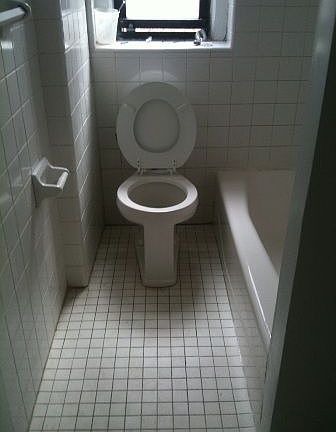 4th image of 624 E 220th St APT 2K