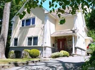 39 Lake Trl E, Wayne, NJ 07470