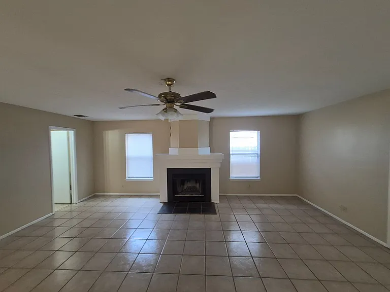 7314 Justino Trl — Photo 14