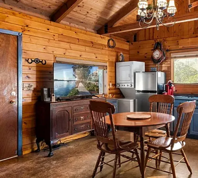 1597 Pipe Springs Dr — Photo 2