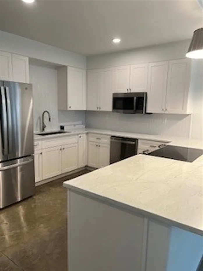 Building Photo - 227 Hannibal Sq E #1