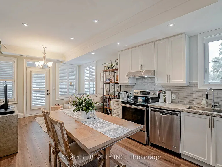 10425 Islington Ave #218 — Photo 13