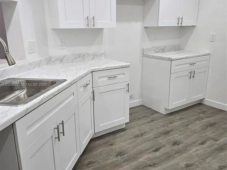 800 Independence Dr #800L — Photo 5