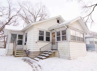 210 Lane St, Waterloo, IA 50703