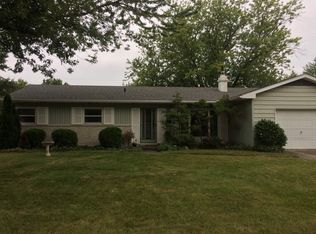 7428 Kingsway Dr, Fort Wayne, IN 46819