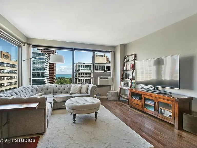 2930 N Sheridan Rd #1307 — Photo 3