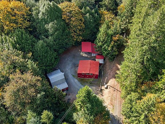 5th image of 51256 Salmon Gulch Rd