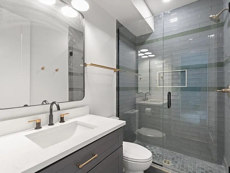 1818 Dr Db Todd Jr Blvd #C — Photo 24