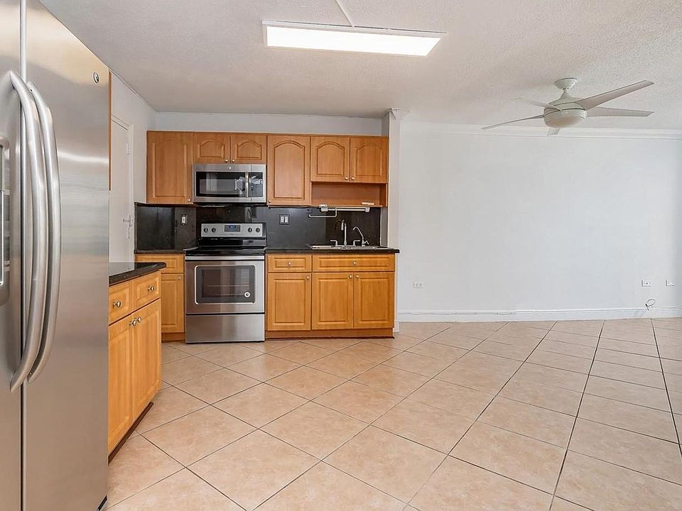 1st image of 7139 Collins Ave