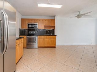 7139 Collins Ave, Miami Beach, FL 33141